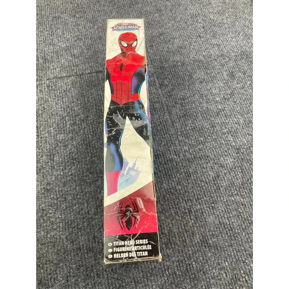 Hasbro Marvel Ultimate Spider-Man Titan Hero Series 12 Inch Action Figure A1517